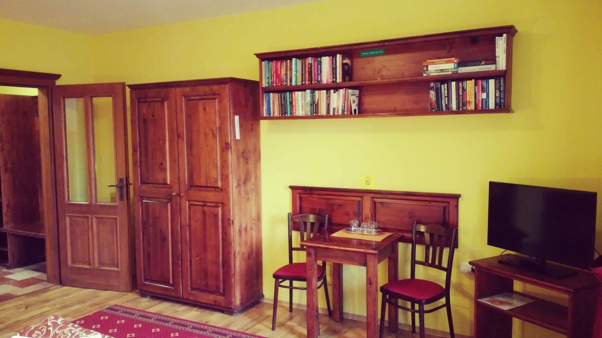 Penzion Motyl Liptovská Teplá Extérieur photo