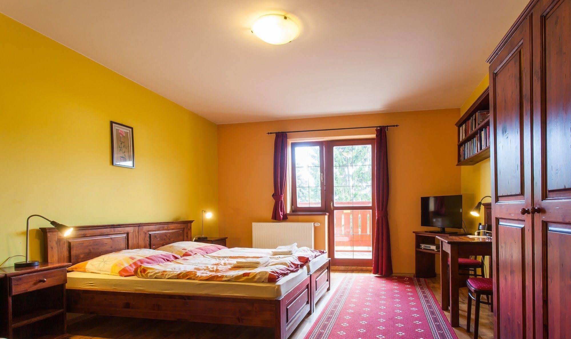 Penzion Motyl Liptovská Teplá Extérieur photo